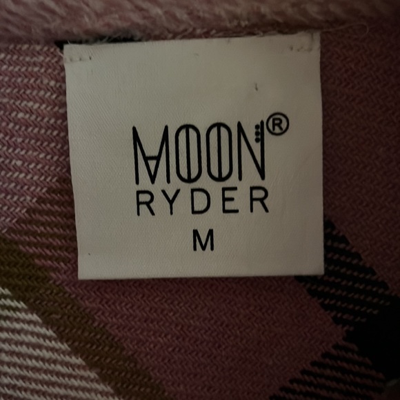 Moonrises shacket. Size medium - Picture 2 of 4